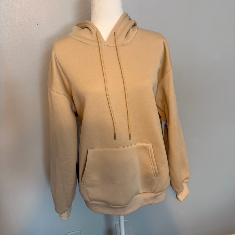 White Fox Offstage Hoodie NWOT - Picture 4 of 6